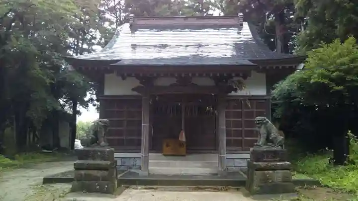 諏訪神社の本殿・本堂