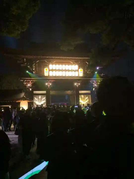 明治神宮の山門・神門