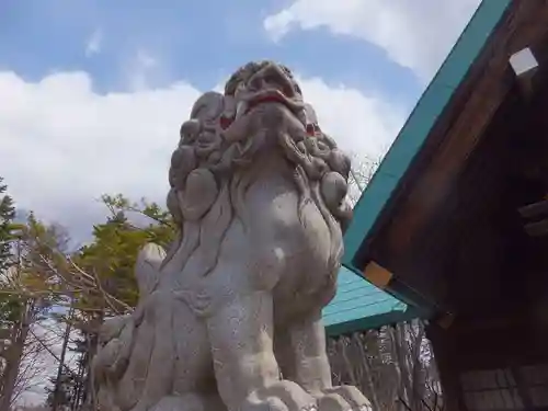 峰延神社の狛犬