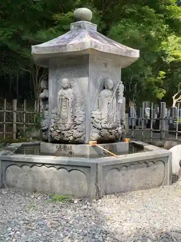 化野念仏寺の地蔵