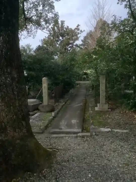 溝旗神社(肇國神社)の末社・摂社