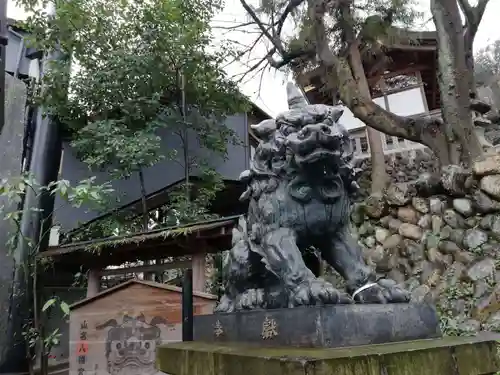 山名八幡宮の狛犬