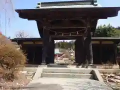 東海寺の山門