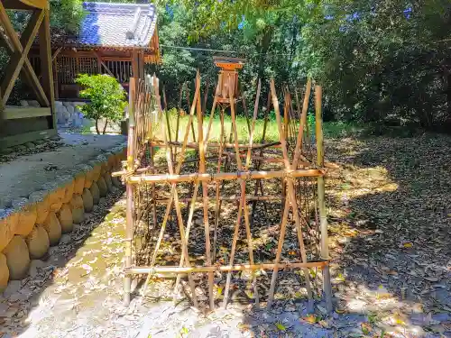 神明社（神明津砂原）の末社