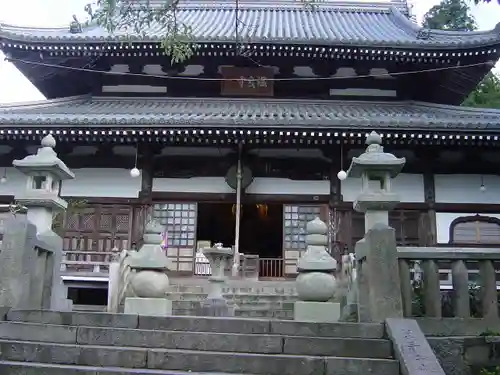 温泉寺の本殿・本堂