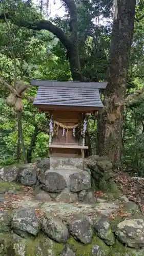 山神神社の{uncategorized: "未分類", other: "その他", undefined: "問題あり", building: "その他建物", grave: "お墓", sacred_gate: "鳥居", guardian: "狛犬", statue: "像", buddha: "仏像", history: "歴史", nature: "自然", garden: "庭園", animal: "動物", pagoda: "塔", temizu: "手水舎", mountain_gate: "山門・神門", sanctuary: "本殿・本堂", subordinate: "末社・摂社", art: "芸術", scenery: "景色", jizo: "地蔵", ema: "絵馬", goshuin: "御朱印", omikuji: "おみくじ", items: "授与品その他", amulet: "お守り", goshuincho: "御朱印帳", eats: "食事", festival: "お祭り", votive_dance: "神楽", shichigosan: "七五三参", wedding: "結婚式", experience: "体験その他", initially: "初詣", around: "周辺", anti_infection: "感染症対策"}