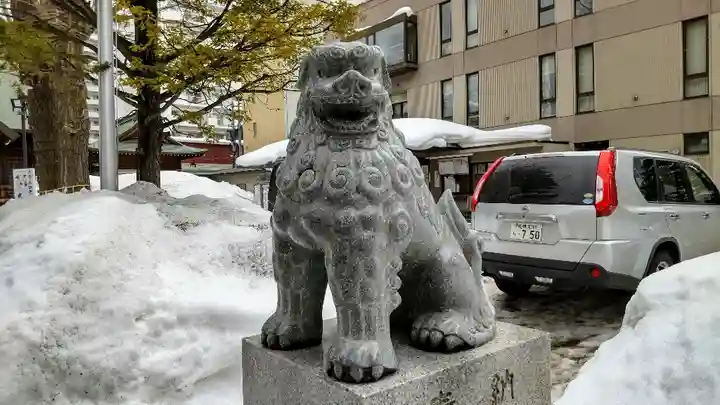 北海道神宮頓宮の狛犬