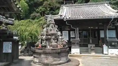 海岸寺の本殿・本堂