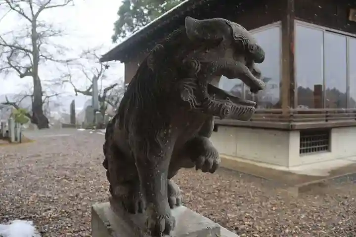 長屋神社の狛犬