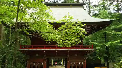 花園神社の山門