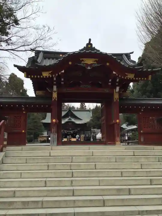 秩父神社の山門・神門