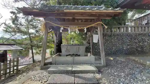 賀久留神社の手水