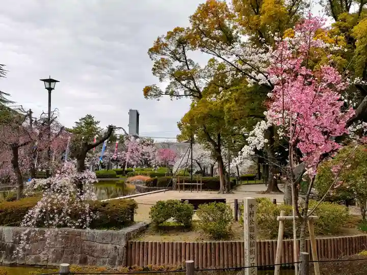 豊國神社の庭園