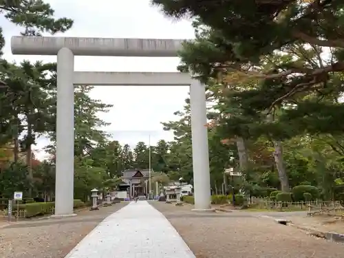 荘内神社の鳥居