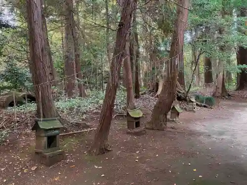 胎安神社の末社