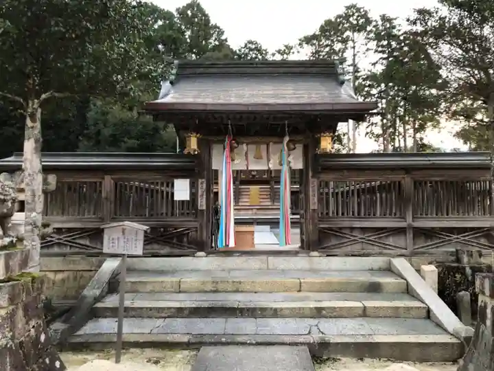 水尾神社の本殿・本堂