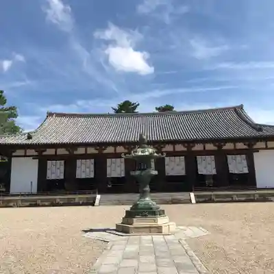 法隆寺の本殿・本堂