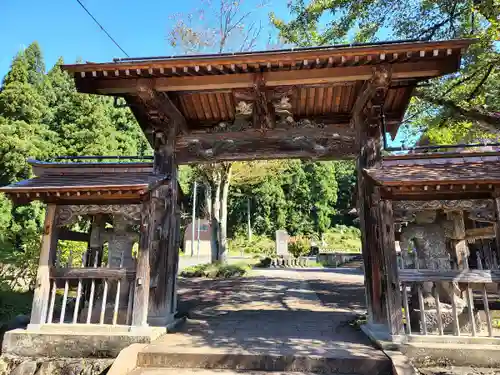 西福寺の山門