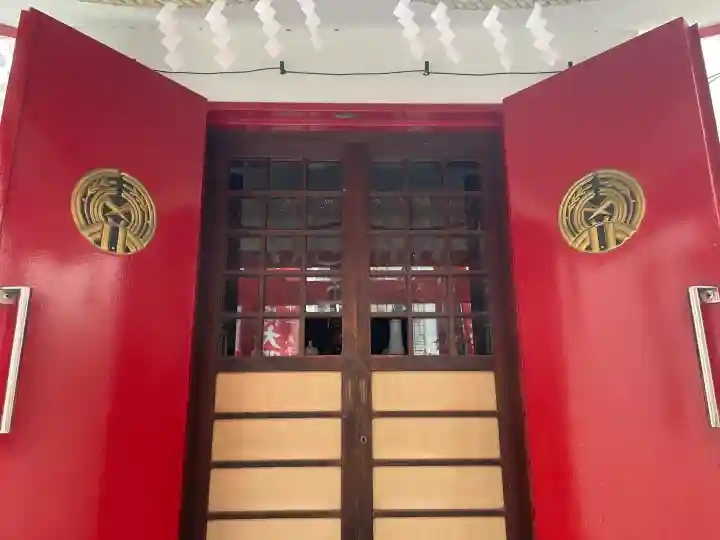 首尾稲荷大明神の{uncategorized: "未分類", other: "その他", undefined: "問題あり", building: "その他建物", grave: "お墓", sacred_gate: "鳥居", guardian: "狛犬", statue: "像", buddha: "仏像", history: "歴史", nature: "自然", garden: "庭園", animal: "動物", pagoda: "塔", temizu: "手水舎", mountain_gate: "山門・神門", sanctuary: "本殿・本堂", subordinate: "末社・摂社", art: "芸術", scenery: "景色", jizo: "地蔵", ema: "絵馬", goshuin: "御朱印", omikuji: "おみくじ", items: "授与品その他", amulet: "お守り", goshuincho: "御朱印帳", eats: "食事", festival: "お祭り", votive_dance: "神楽", shichigosan: "七五三参", wedding: "結婚式", experience: "体験その他", initially: "初詣", around: "周辺", anti_infection: "感染症対策"}