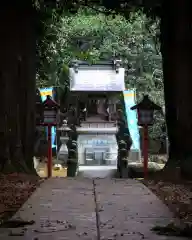 冠纓神社の末社