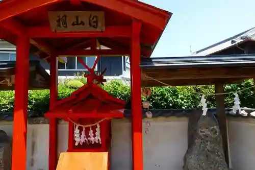 素戔嗚神社(大神神社境外末社)の末社・摂社