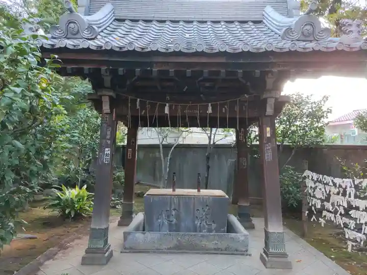 護国院の手水舎