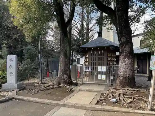 鳩森八幡神社(東京都)