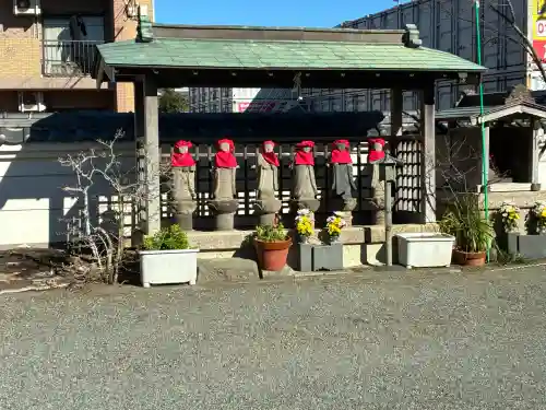廣徳寺の{uncategorized: "未分類", other: "その他", undefined: "問題あり", building: "その他建物", grave: "お墓", sacred_gate: "鳥居", guardian: "狛犬", statue: "像", buddha: "仏像", history: "歴史", nature: "自然", garden: "庭園", animal: "動物", pagoda: "塔", temizu: "手水舎", mountain_gate: "山門・神門", sanctuary: "本殿・本堂", subordinate: "末社・摂社", art: "芸術", scenery: "景色", jizo: "地蔵", ema: "絵馬", goshuin: "御朱印", omikuji: "おみくじ", items: "授与品その他", amulet: "お守り", goshuincho: "御朱印帳", eats: "食事", festival: "お祭り", votive_dance: "神楽", shichigosan: "七五三参", wedding: "結婚式", experience: "体験その他", initially: "初詣", around: "周辺", anti_infection: "感染症対策"}