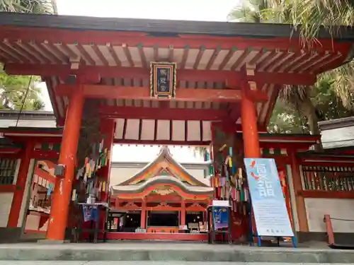 青島神社（青島神宮）の山門