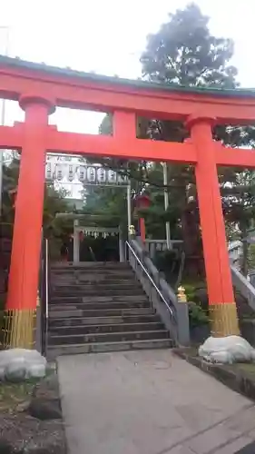 穴八幡宮の鳥居