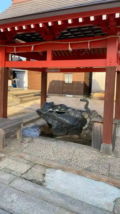 嚴島神社の{uncategorized: "未分類", other: "その他", undefined: "問題あり", building: "その他建物", grave: "お墓", sacred_gate: "鳥居", guardian: "狛犬", statue: "像", buddha: "仏像", history: "歴史", nature: "自然", garden: "庭園", animal: "動物", pagoda: "塔", temizu: "手水舎", mountain_gate: "山門・神門", sanctuary: "本殿・本堂", subordinate: "末社・摂社", art: "芸術", scenery: "景色", jizo: "地蔵", ema: "絵馬", goshuin: "御朱印", omikuji: "おみくじ", items: "授与品その他", amulet: "お守り", goshuincho: "御朱印帳", eats: "食事", festival: "お祭り", votive_dance: "神楽", shichigosan: "七五三参", wedding: "結婚式", experience: "体験その他", initially: "初詣", around: "周辺", anti_infection: "感染症対策"}