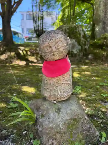 伊勢の国 四天王寺の{uncategorized: "未分類", other: "その他", undefined: "問題あり", building: "その他建物", grave: "お墓", sacred_gate: "鳥居", guardian: "狛犬", statue: "像", buddha: "仏像", history: "歴史", nature: "自然", garden: "庭園", animal: "動物", pagoda: "塔", temizu: "手水舎", mountain_gate: "山門・神門", sanctuary: "本殿・本堂", subordinate: "末社・摂社", art: "芸術", scenery: "景色", jizo: "地蔵", ema: "絵馬", goshuin: "御朱印", omikuji: "おみくじ", items: "授与品その他", amulet: "お守り", goshuincho: "御朱印帳", eats: "食事", festival: "お祭り", votive_dance: "神楽", shichigosan: "七五三参", wedding: "結婚式", experience: "体験その他", initially: "初詣", around: "周辺", anti_infection: "感染症対策"}