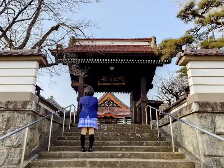 如宝寺の山門・神門