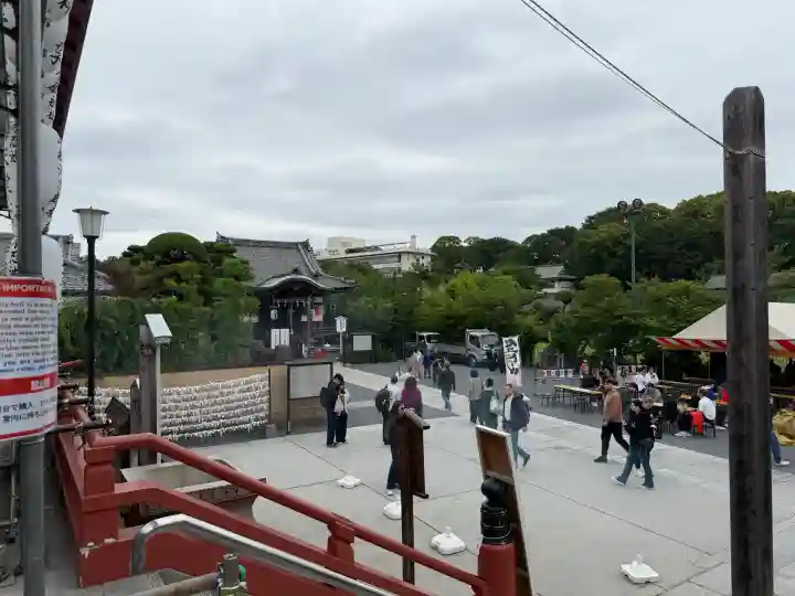 寛永寺不忍池弁天堂の{uncategorized: "未分類", other: "その他", undefined: "問題あり", building: "その他建物", grave: "お墓", sacred_gate: "鳥居", guardian: "狛犬", statue: "像", buddha: "仏像", history: "歴史", nature: "自然", garden: "庭園", animal: "動物", pagoda: "塔", temizu: "手水舎", mountain_gate: "山門・神門", sanctuary: "本殿・本堂", subordinate: "末社・摂社", art: "芸術", scenery: "景色", jizo: "地蔵", ema: "絵馬", goshuin: "御朱印", omikuji: "おみくじ", items: "授与品その他", amulet: "お守り", goshuincho: "御朱印帳", eats: "食事", festival: "お祭り", votive_dance: "神楽", shichigosan: "七五三参", wedding: "結婚式", experience: "体験その他", initially: "初詣", around: "周辺", anti_infection: "感染症対策"}