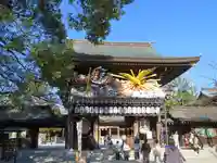 寒川神社の山門・神門