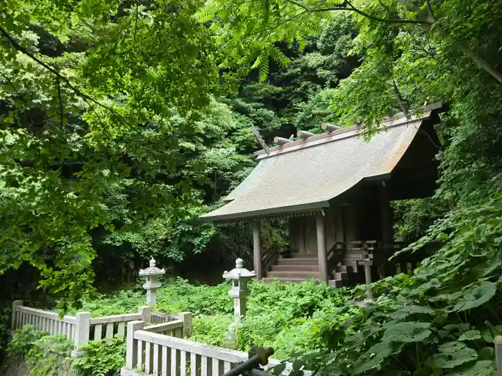 甘縄神明神社(甘縄神明宮)の{uncategorized: "未分類", other: "その他", undefined: "問題あり", building: "その他建物", grave: "お墓", sacred_gate: "鳥居", guardian: "狛犬", statue: "像", buddha: "仏像", history: "歴史", nature: "自然", garden: "庭園", animal: "動物", pagoda: "塔", temizu: "手水舎", mountain_gate: "山門・神門", sanctuary: "本殿・本堂", subordinate: "末社・摂社", art: "芸術", scenery: "景色", jizo: "地蔵", ema: "絵馬", goshuin: "御朱印", omikuji: "おみくじ", items: "授与品その他", amulet: "お守り", goshuincho: "御朱印帳", eats: "食事", festival: "お祭り", votive_dance: "神楽", shichigosan: "七五三参", wedding: "結婚式", experience: "体験その他", initially: "初詣", around: "周辺", anti_infection: "感染症対策"}