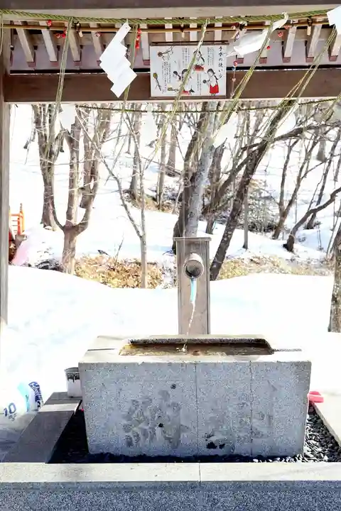 新得神社の手水舎