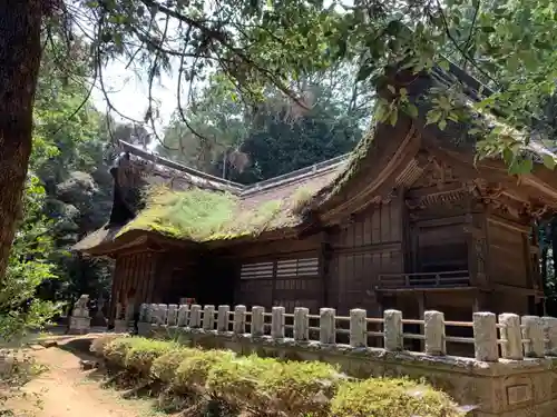 國王神社の本殿・本堂
