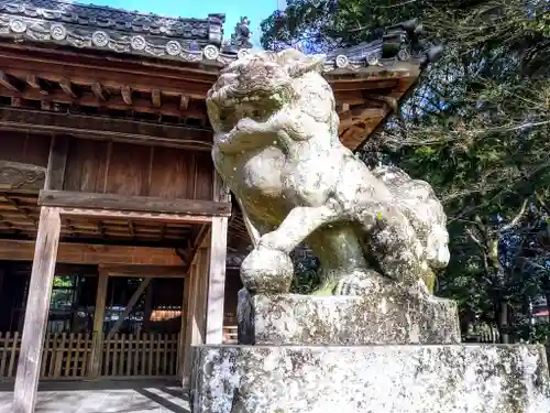 山那神社の狛犬