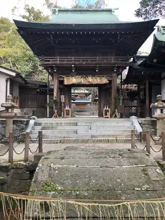 志賀海神社の山門・神門