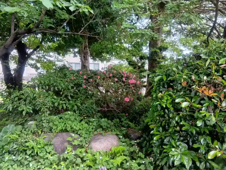 片田神社の{uncategorized: "未分類", other: "その他", undefined: "問題あり", building: "その他建物", grave: "お墓", sacred_gate: "鳥居", guardian: "狛犬", statue: "像", buddha: "仏像", history: "歴史", nature: "自然", garden: "庭園", animal: "動物", pagoda: "塔", temizu: "手水舎", mountain_gate: "山門・神門", sanctuary: "本殿・本堂", subordinate: "末社・摂社", art: "芸術", scenery: "景色", jizo: "地蔵", ema: "絵馬", goshuin: "御朱印", omikuji: "おみくじ", items: "授与品その他", amulet: "お守り", goshuincho: "御朱印帳", eats: "食事", festival: "お祭り", votive_dance: "神楽", shichigosan: "七五三参", wedding: "結婚式", experience: "体験その他", initially: "初詣", around: "周辺", anti_infection: "感染症対策"}