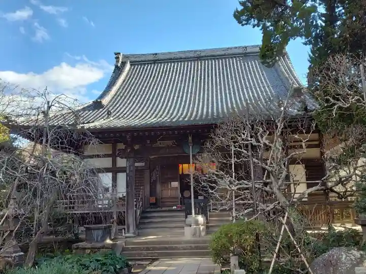 宝戒寺の本殿・本堂
