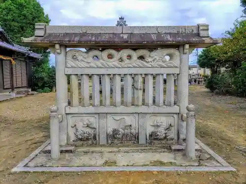 六所社（馬見塚）のその他建物