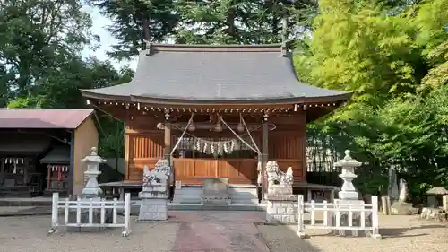 諏訪神社の本殿・本堂