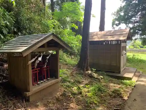 若宮八幡神社の末社