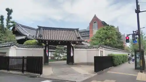 大聖寺の山門