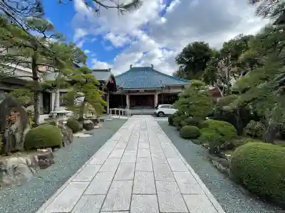 萬嶽山松竜院の{uncategorized: "未分類", other: "その他", undefined: "問題あり", building: "その他建物", grave: "お墓", sacred_gate: "鳥居", guardian: "狛犬", statue: "像", buddha: "仏像", history: "歴史", nature: "自然", garden: "庭園", animal: "動物", pagoda: "塔", temizu: "手水舎", mountain_gate: "山門・神門", sanctuary: "本殿・本堂", subordinate: "末社・摂社", art: "芸術", scenery: "景色", jizo: "地蔵", ema: "絵馬", goshuin: "御朱印", omikuji: "おみくじ", items: "授与品その他", amulet: "お守り", goshuincho: "御朱印帳", eats: "食事", festival: "お祭り", votive_dance: "神楽", shichigosan: "七五三参", wedding: "結婚式", experience: "体験その他", initially: "初詣", around: "周辺", anti_infection: "感染症対策"}