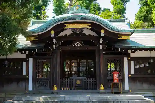 白金氷川神社の本殿・本堂