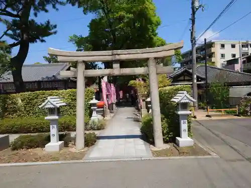 種貸社（住吉大社摂社）の鳥居