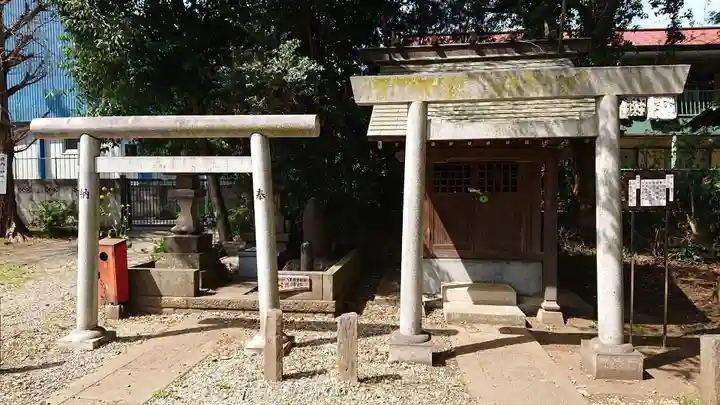 伊豆美神社の末社・摂社